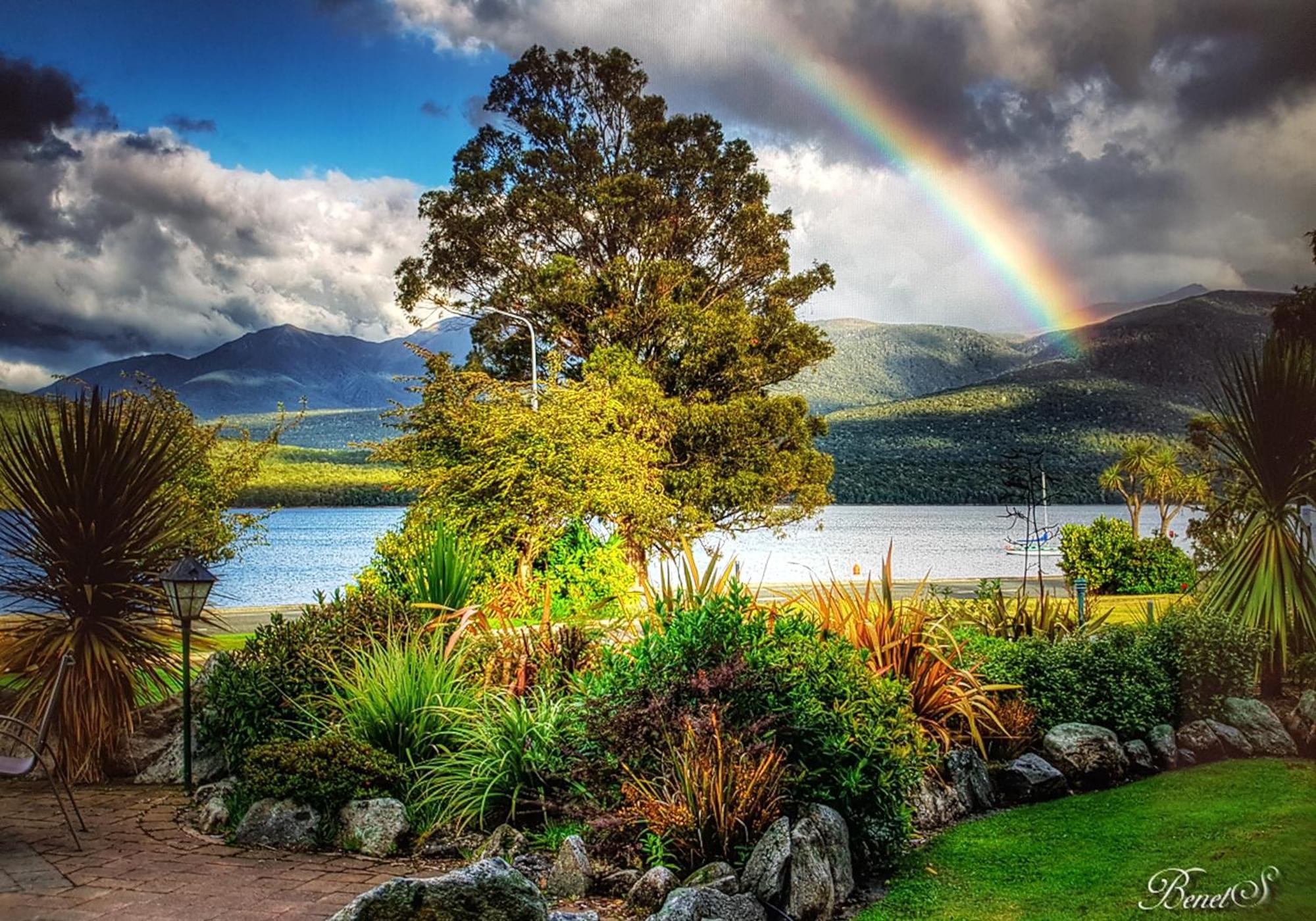 Fiordland Lakeview Motel And Apartments Te Anau Exteriér fotografie