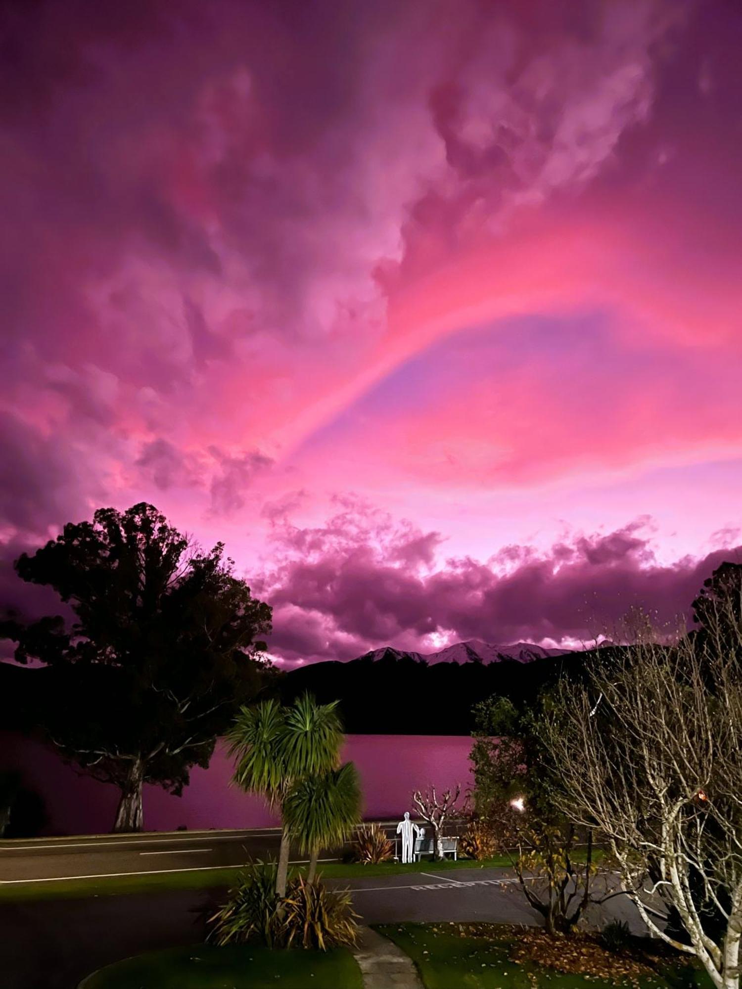 Fiordland Lakeview Motel And Apartments Te Anau Exteriér fotografie