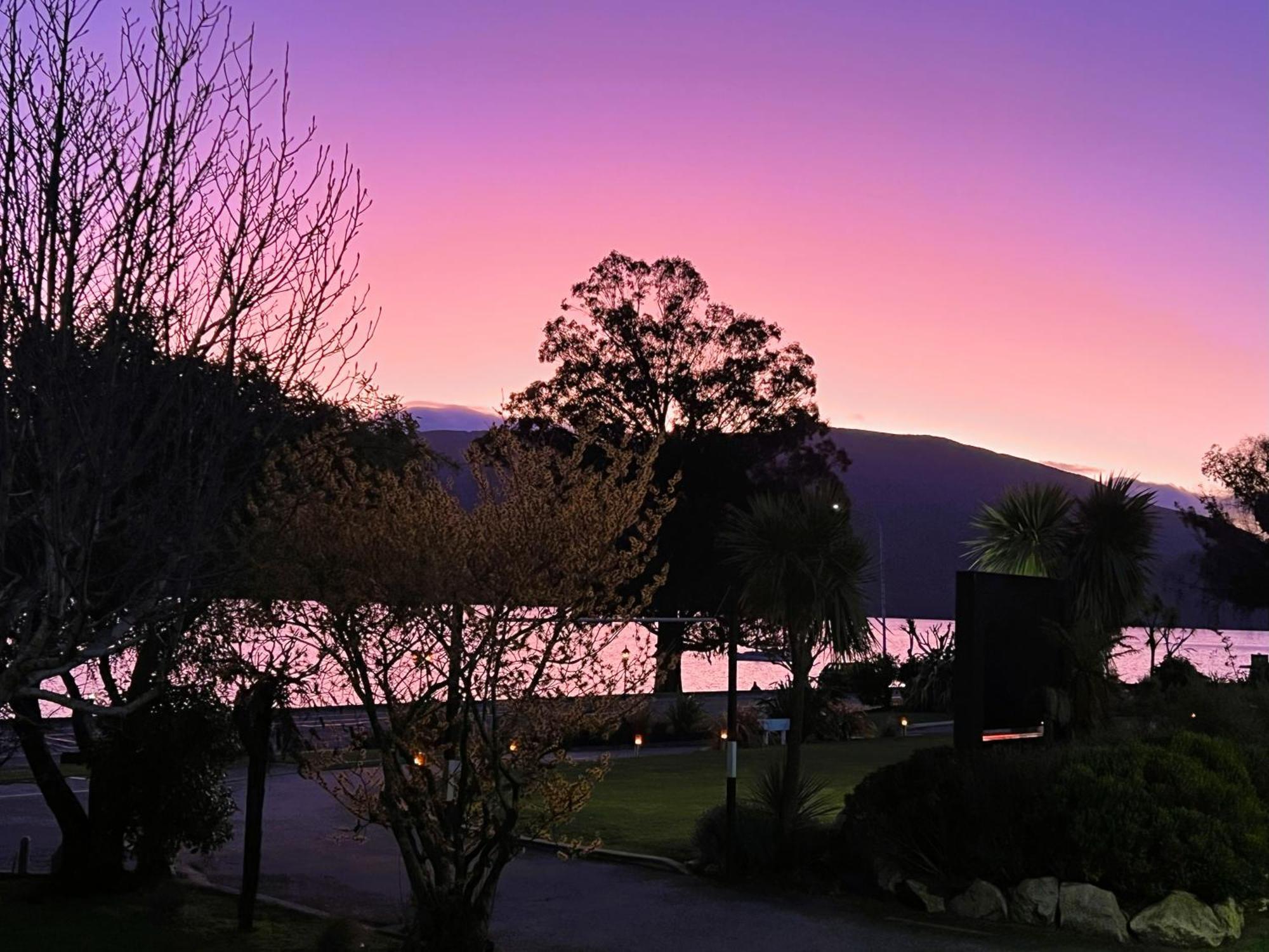 Fiordland Lakeview Motel And Apartments Te Anau Exteriér fotografie